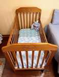 Cama de bebé em madeira com colchão incluído