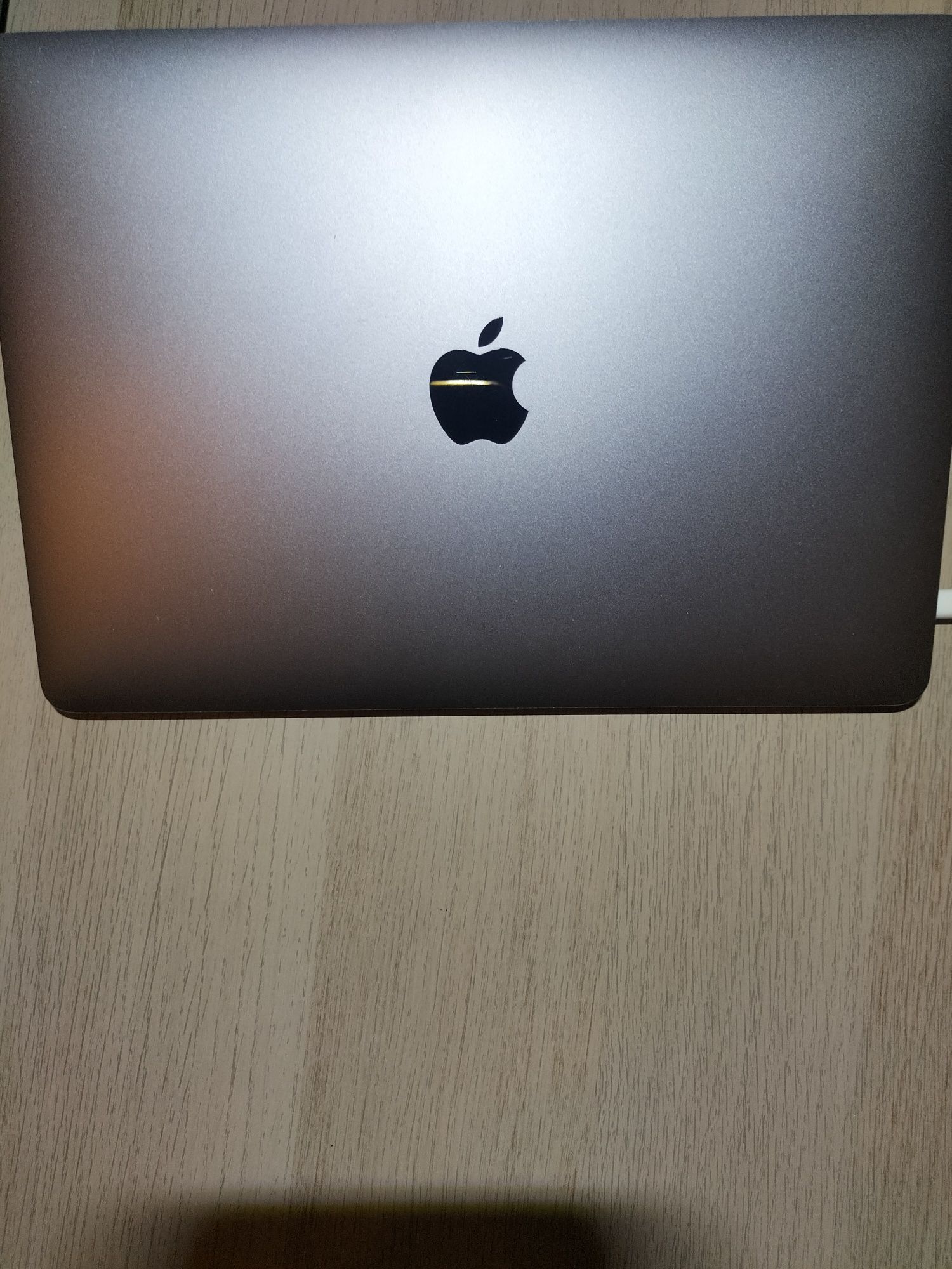 MacBook Pro 13” /A1989/2019 para peças, + Carregadores + Magic Mouse