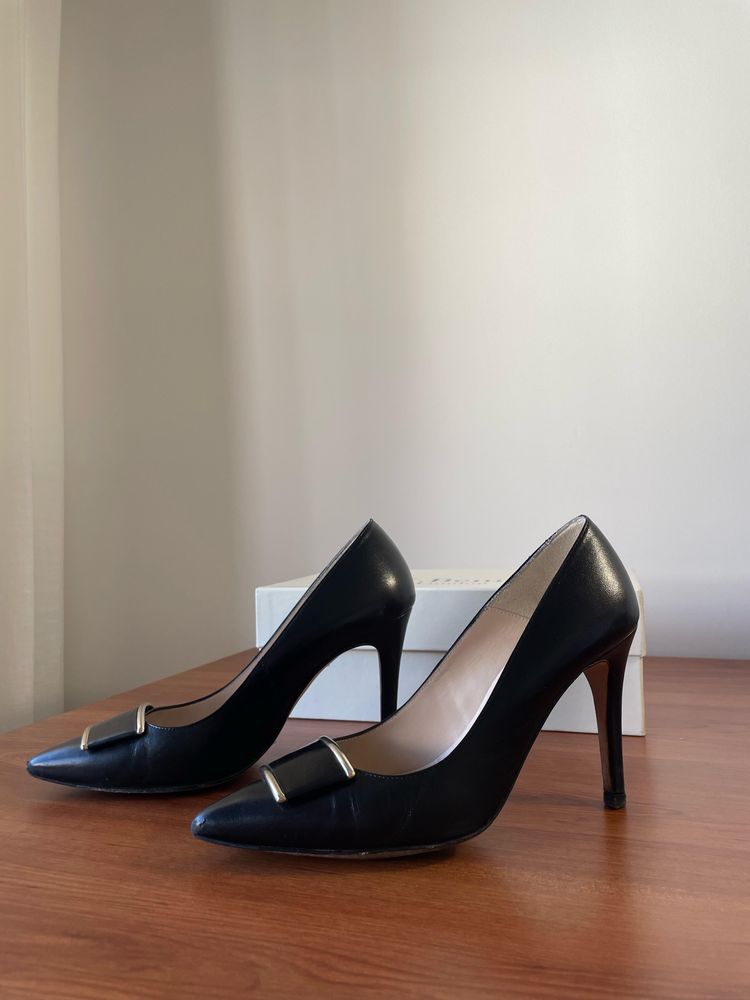 Sapatos LK Bennet