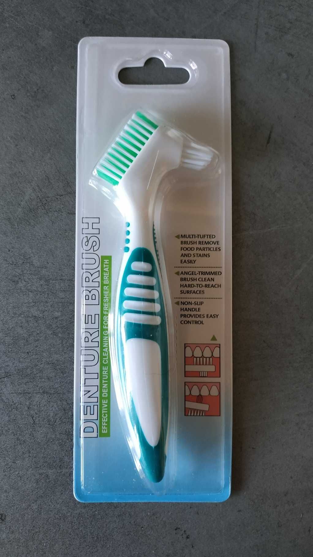 Зубная щётка для зубных протезов
