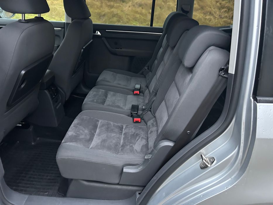 Touran 1.4 benzyna, automat dsg, 7 osobowy, bogata wersja