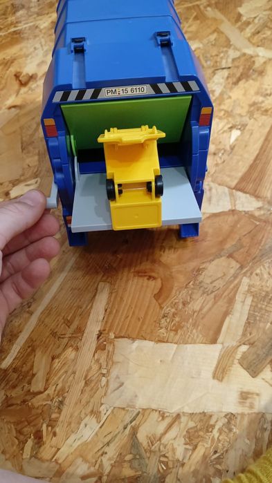 Playmobil śmieciarka