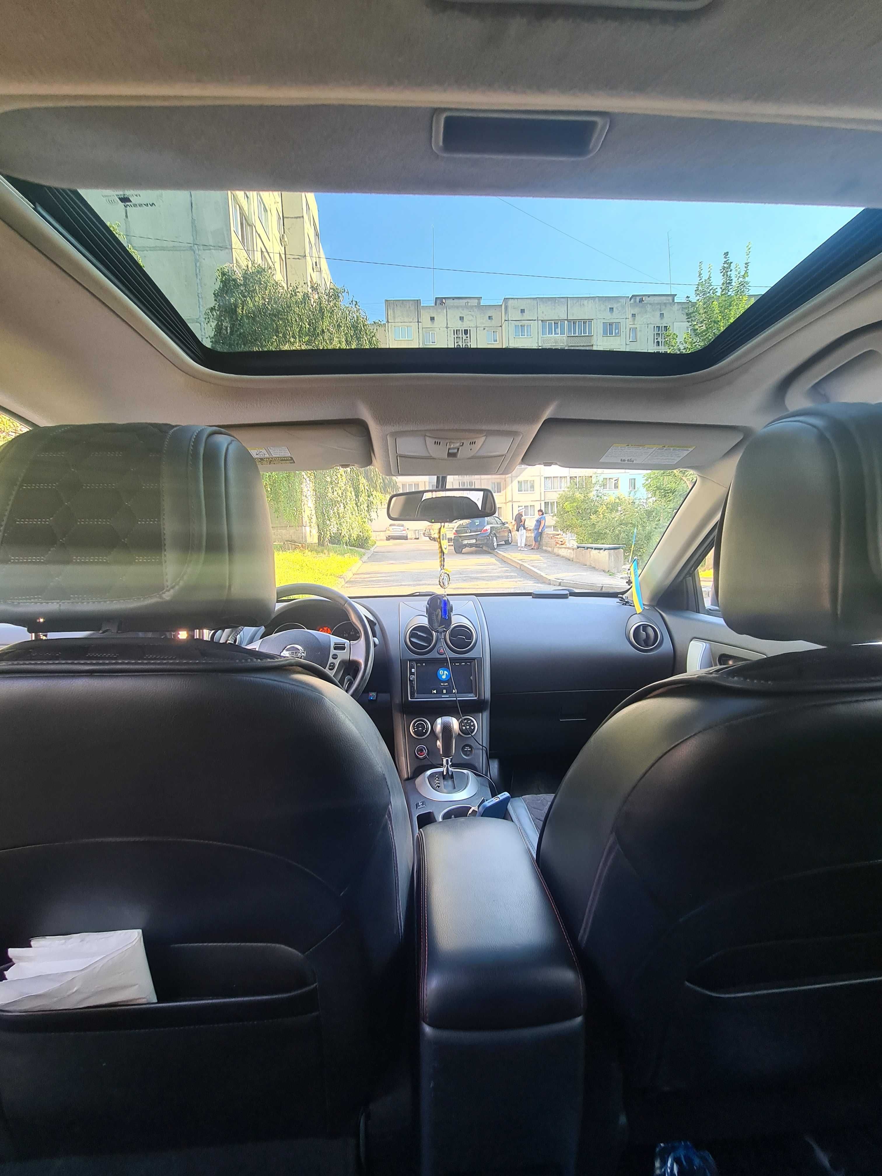Продам  Nissan Rogue 2010, повна комплектація