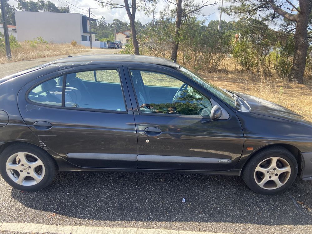 Renault Megane 1.4 1998
