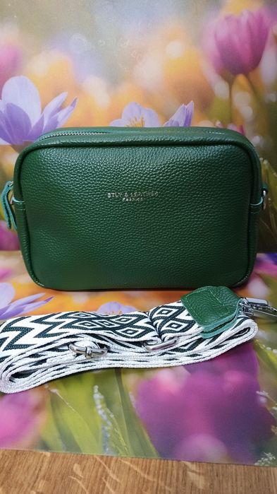 Zielona, naturalnej skóry torebka na ramię, nowa