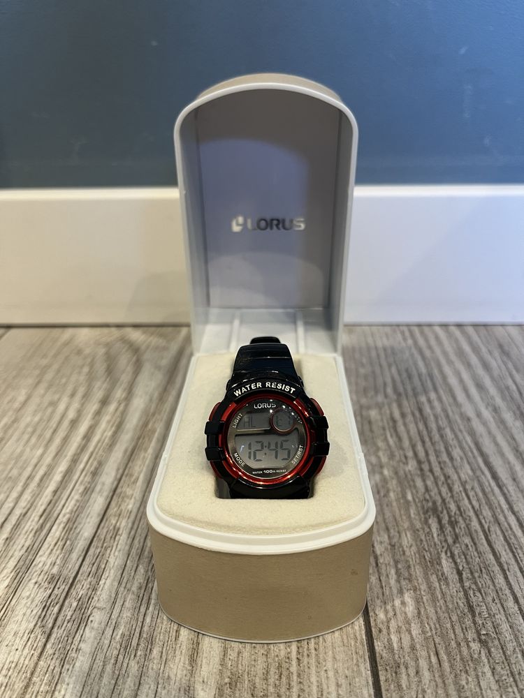Zegarek Lorus R2379HX9