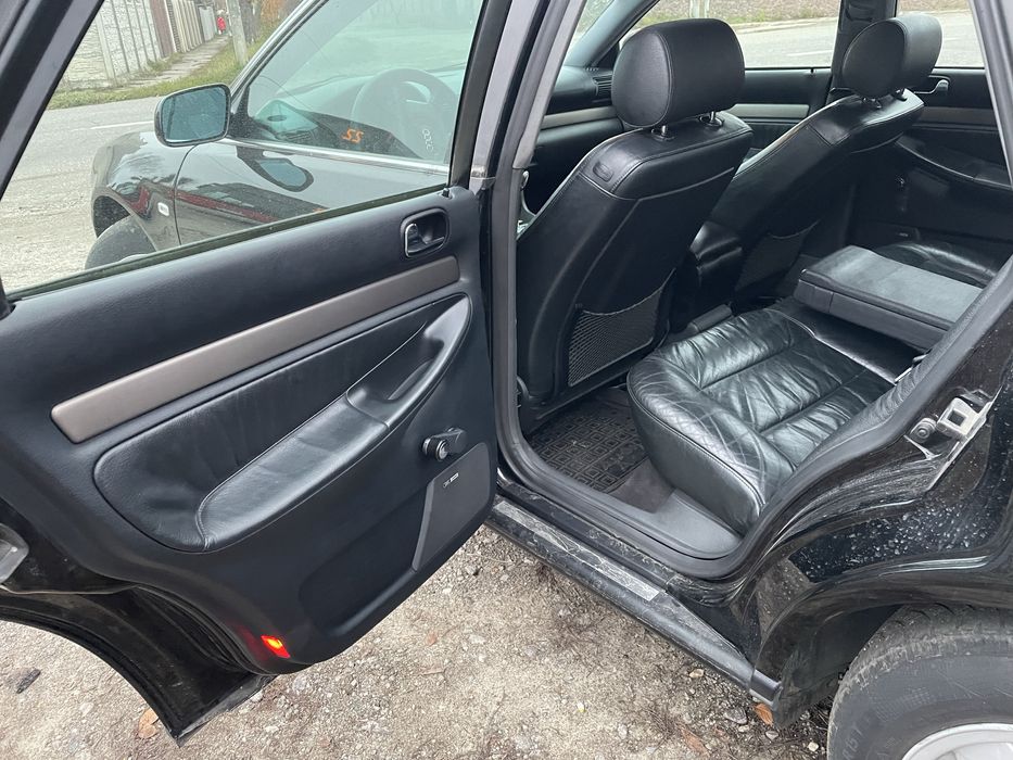 Audi A4 Автомат 2.4 v6