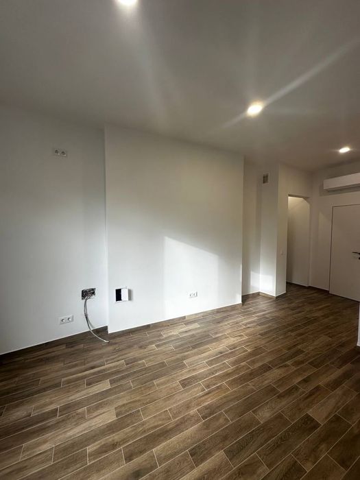 Оренда офісу з безперебійною системою живлення 87 м2 на стометрівці