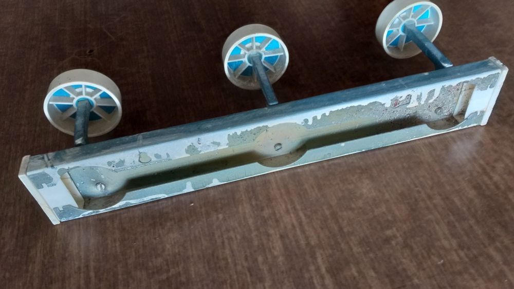 Вішалка для одягу