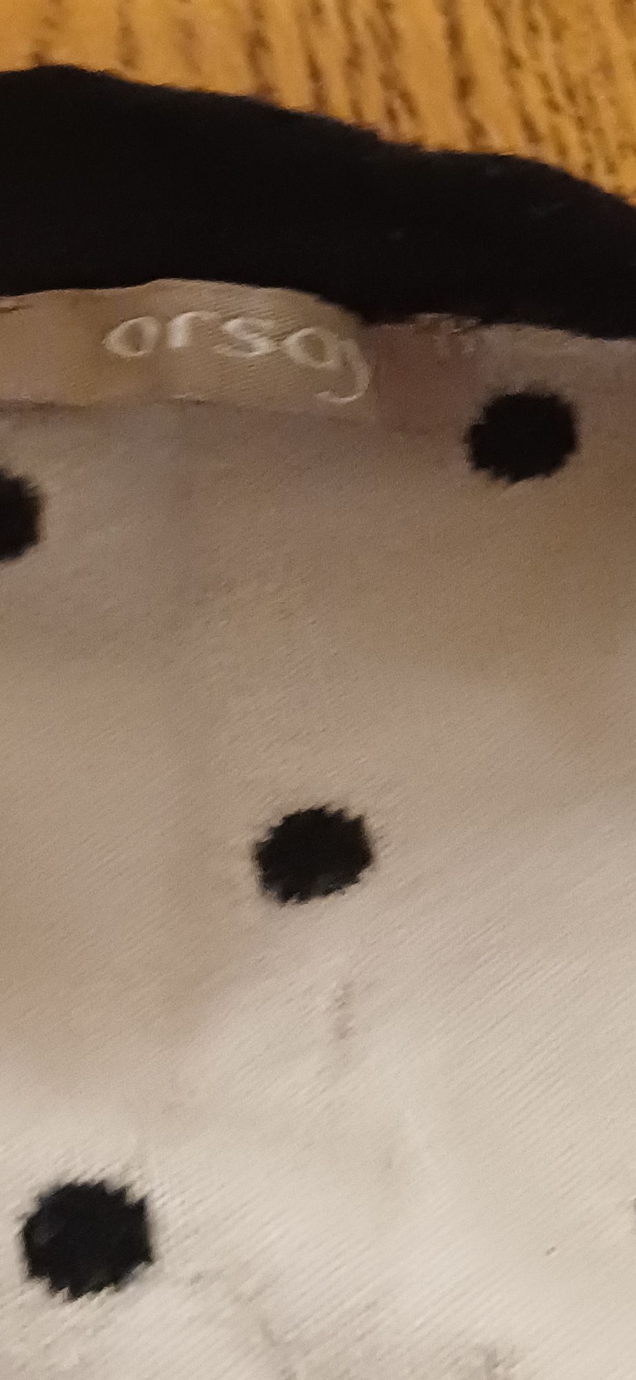 Sweter damski w kropki