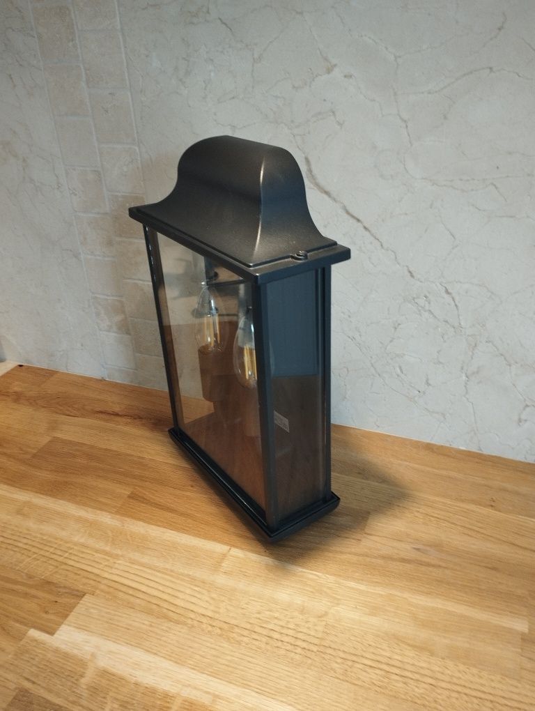 HOLLY czarna lampa mocnego  aluminium