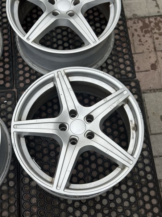 диски Tesla Model 3 гарний стан R18 5 114,3