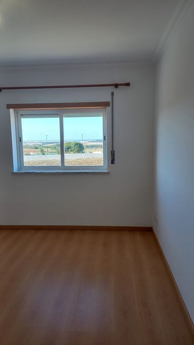 Arrenda-se Apartamento geraldes T2