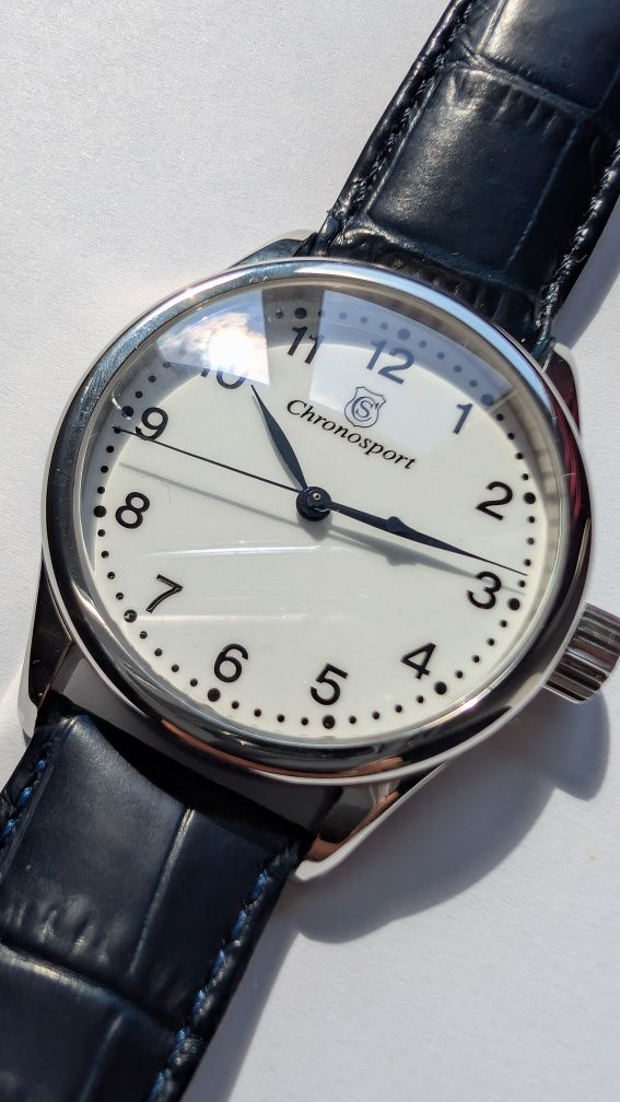 Zegarek CHRONOSPORT 31HS-09 Helmut Sinn GUINAND