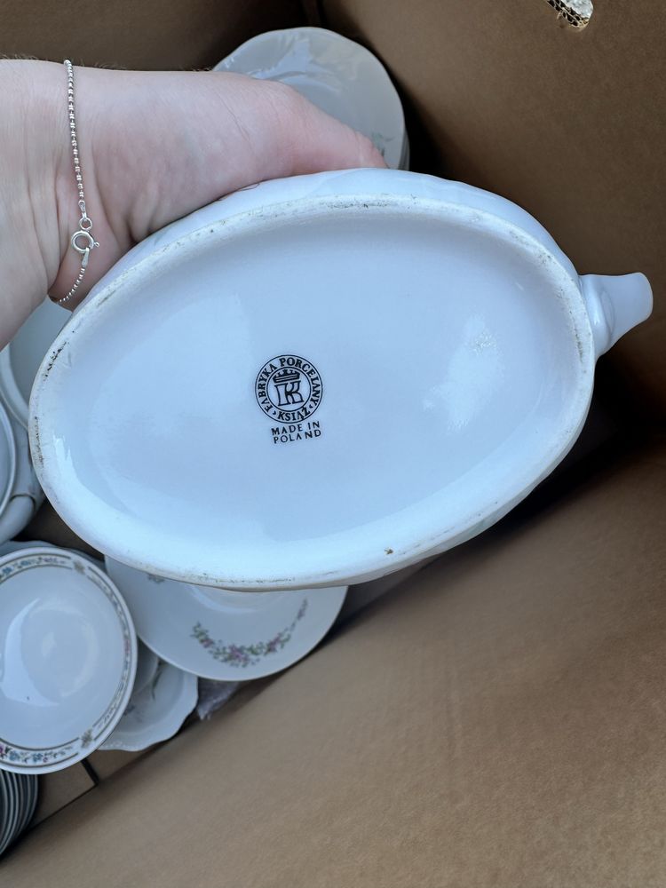 Zastawa stołowa porcelana talerze waza