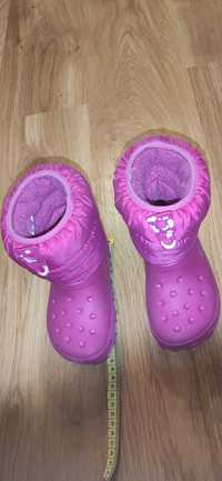 Buty Kids Classic Neo Puff Boot Jr Crocs  rozmiar 29, wkładka 19,5 cm