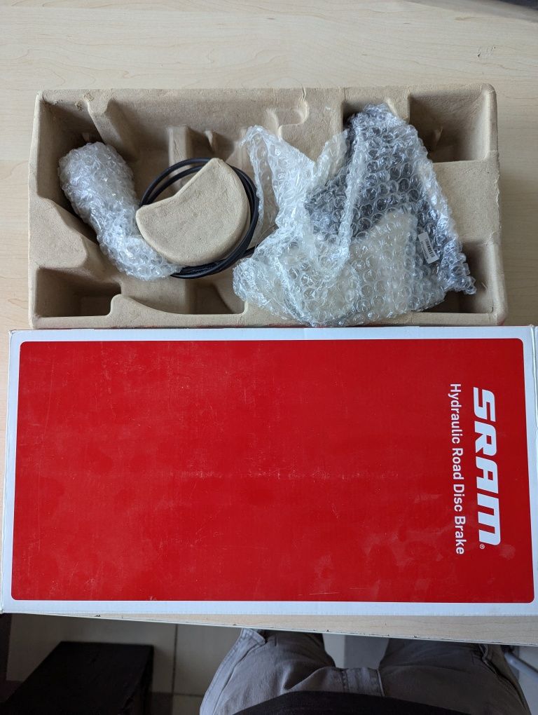 Komplet SRAM S700 Klamkomanetki szosowe 2x10S hydrauliczna