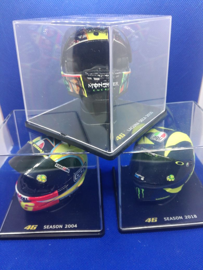 Motos e capacete do Rossi