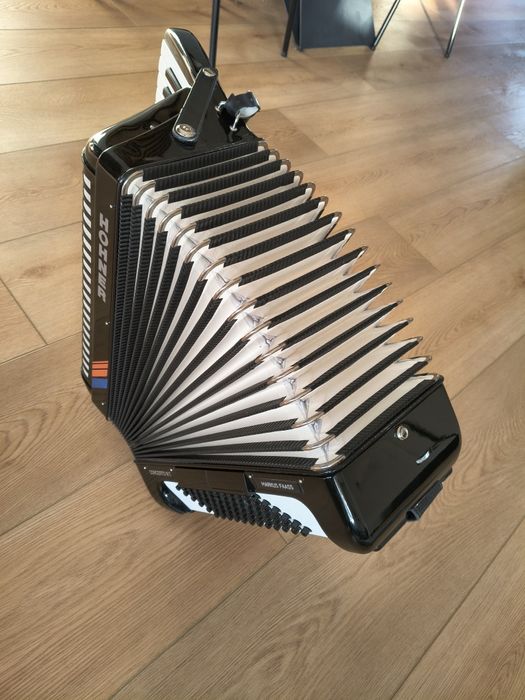 Akordeon Hohner CONCERTO III T 72 basy 3, stan,jak NÓWKA!
