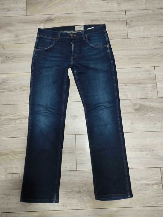 Wrangler Crank W32L32 jeans stan + bardzo dobry