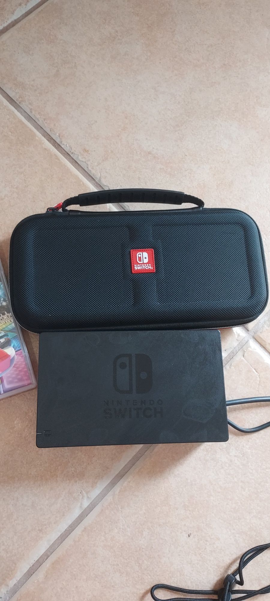 Nintendo Switch V2 como nova