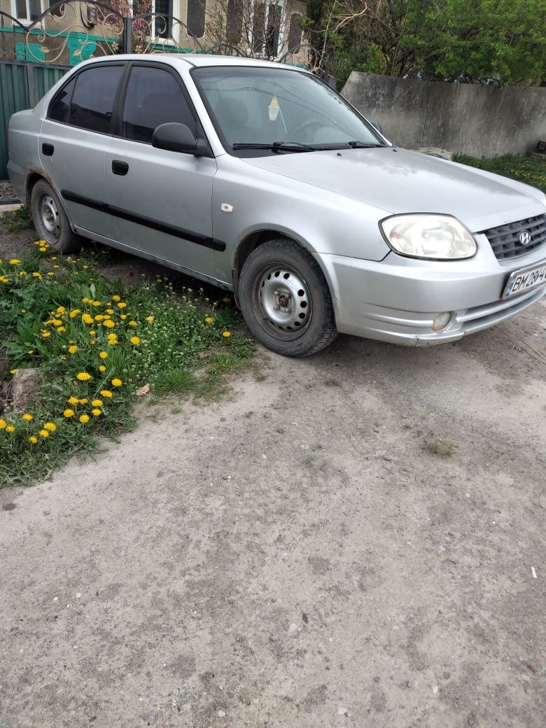 HYUNDAI Accent 1.3