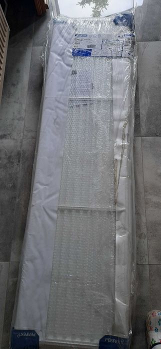 Grzejnik pionow gładki