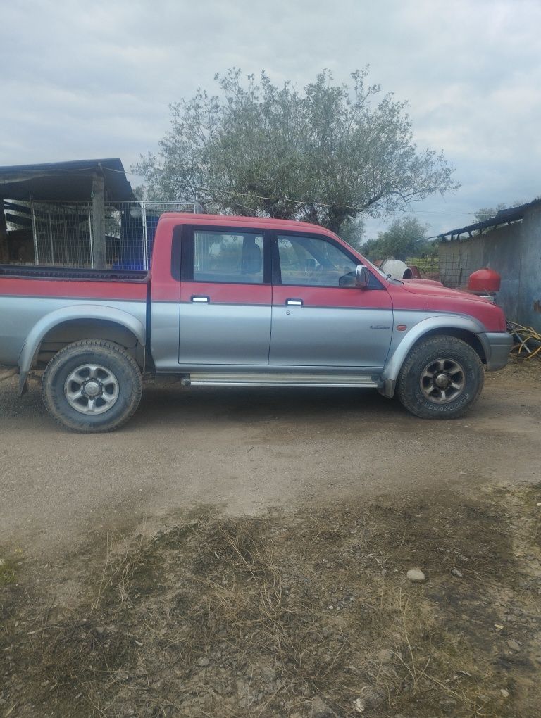 Mitsubishi L200 Strakar