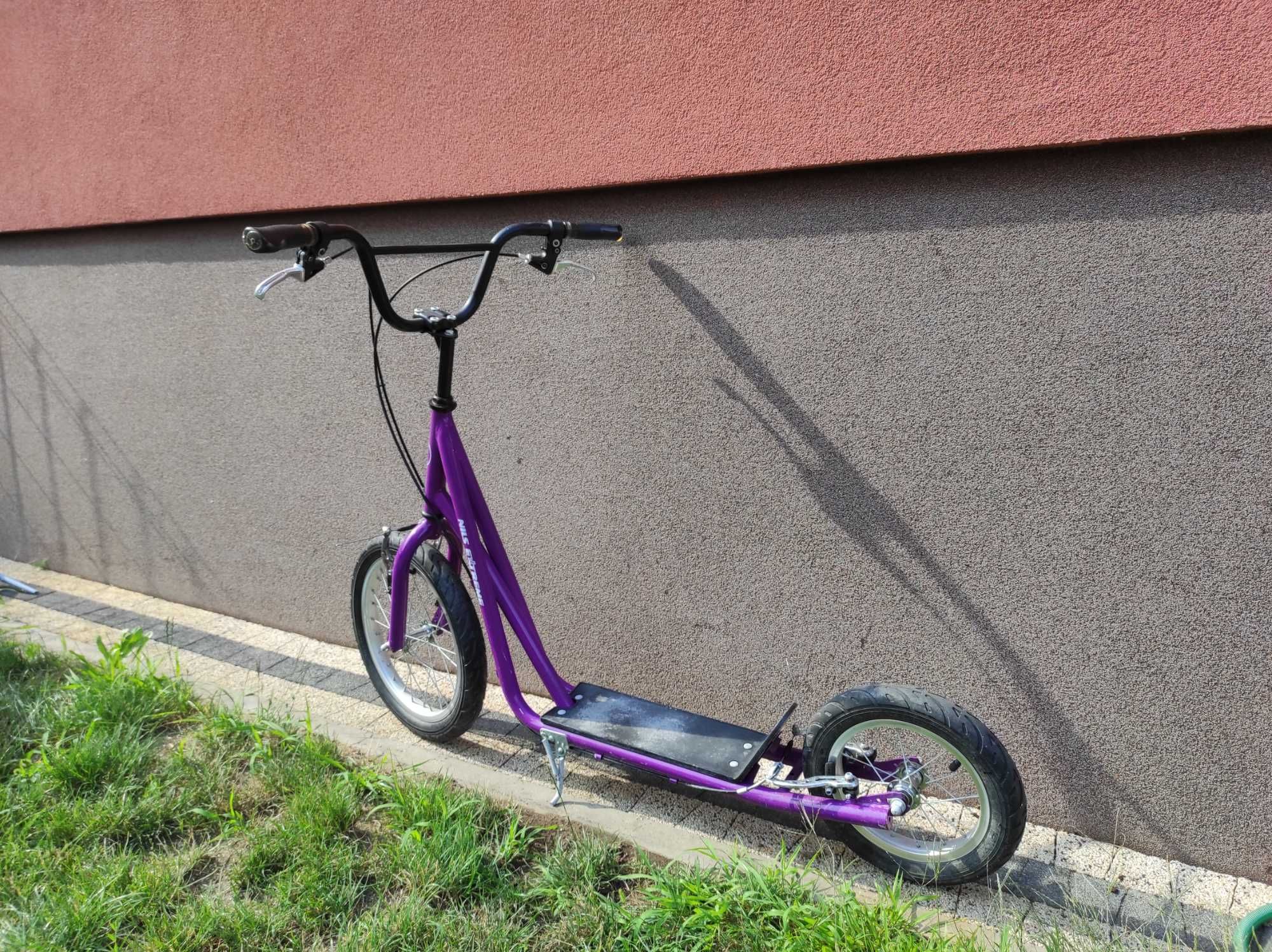 hulajnoga na pompowanych kołach