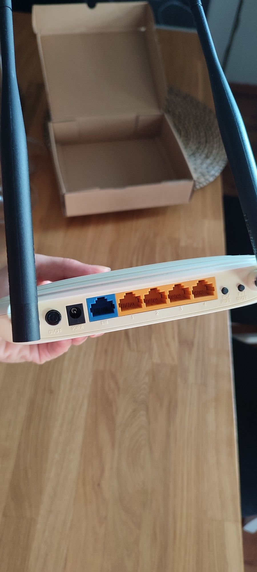 Router TP-LINK TL-WR841N