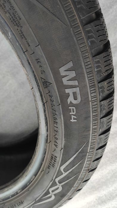 Opony Zimowe 225/50/17 Nokian 4szt