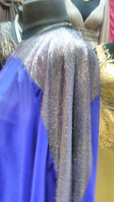 Роскошное нарядное платье (новое)