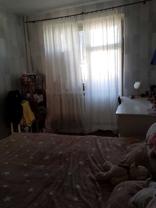 Продам трикімнатну квартиру в Одесі Таїрова