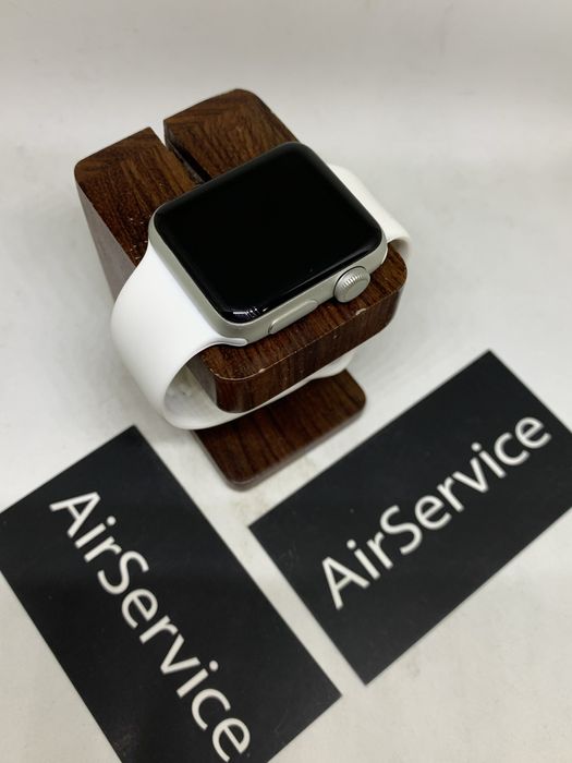 Оригінальні  Apple watch series 2 38 mm silver