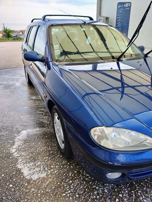 Renout Megane 2001