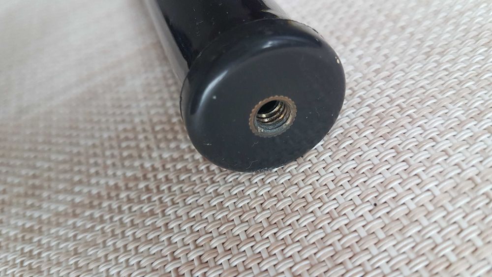 Klasyczna pompka rowerowa