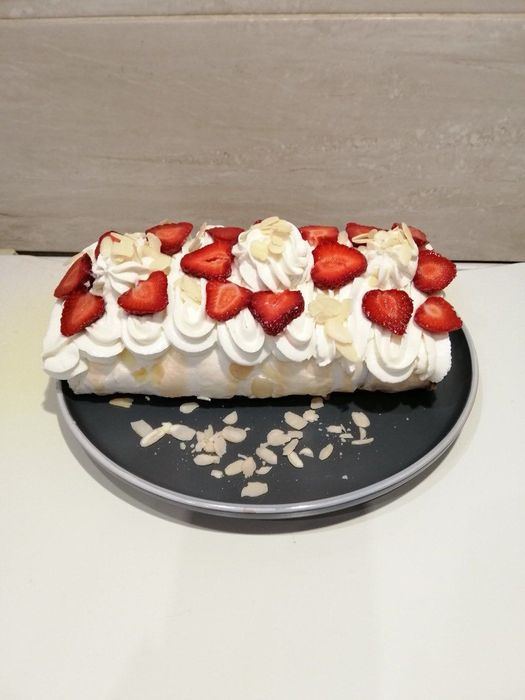 Меренговый рулет без сахара