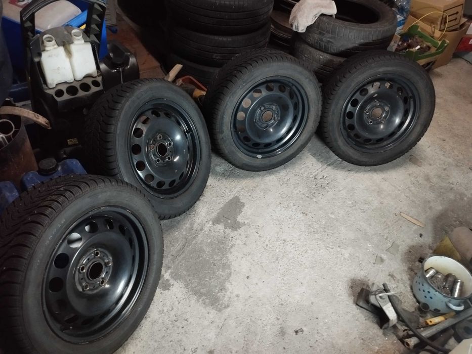 Komplet Kół Zimowych 16 Dębica Frigo 2 | 5x112 | 205/55 R16 | 2024