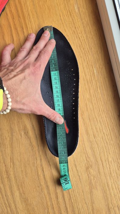 Brooks cascadia 16 44 розмір топові трейлові кроси