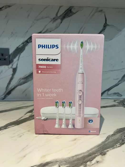 Зубна щітка електрична Philips Sonicare Series 7900 Advanced/HX9636/19