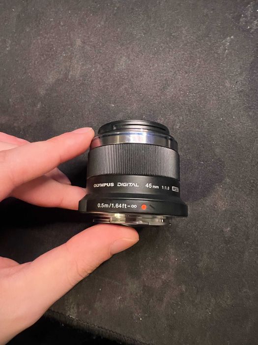 obiektyw Olympus m. Zuiko 45mm f1.8