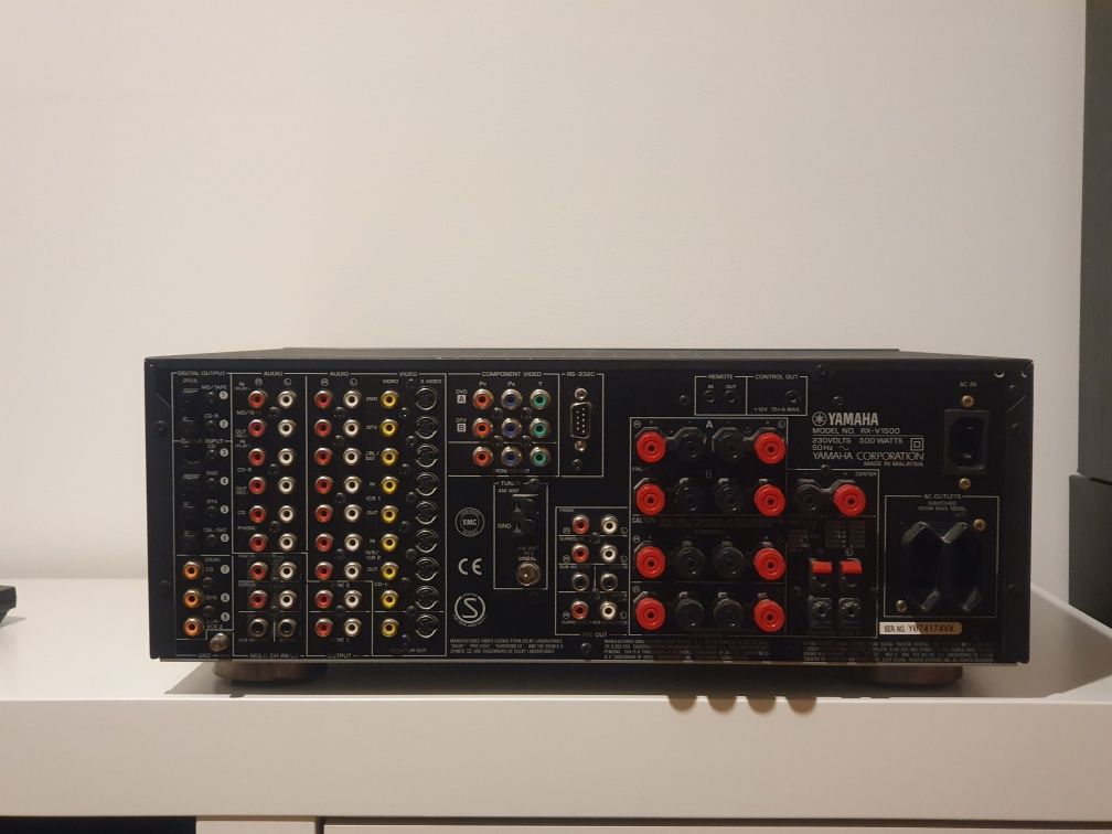 Amplituner Yamaha RX-V1500