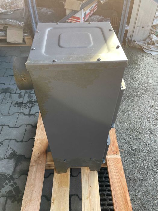 Piec piecyk kominek koza JANUSZ szamotowy polski 6 kW - II Gatunek