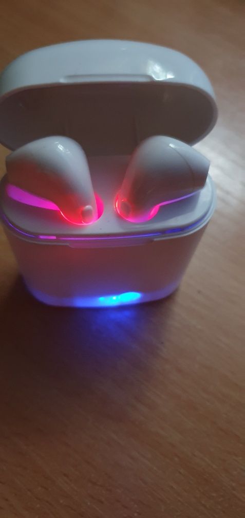 Беспроводные наушники Bluetooth
