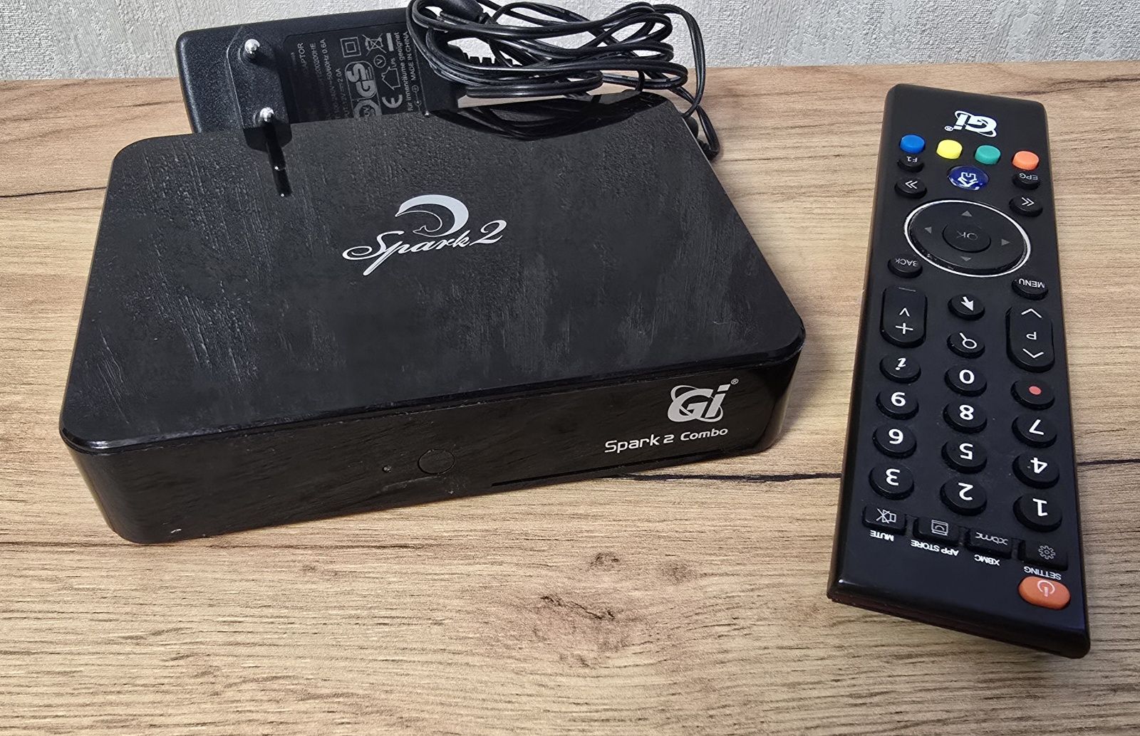 Тюнер, приставка ТВ GI Spark 2 Combo