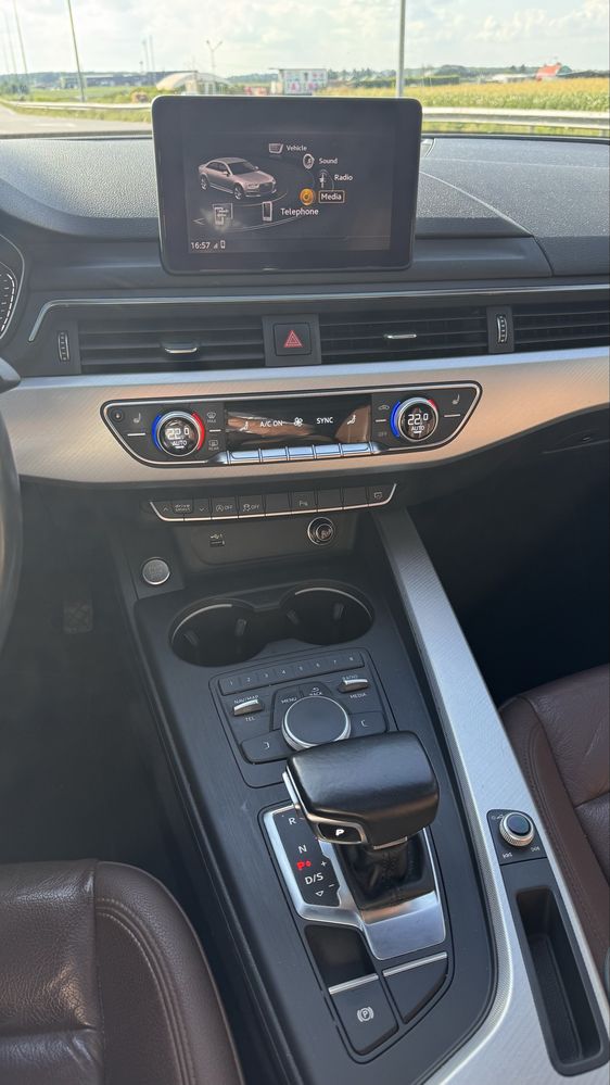 Audi A4 B9 S-line Premium Plus