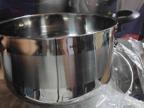 Komplet garnków stalowych Bergner z patelnią 12 el szklane pokrywki