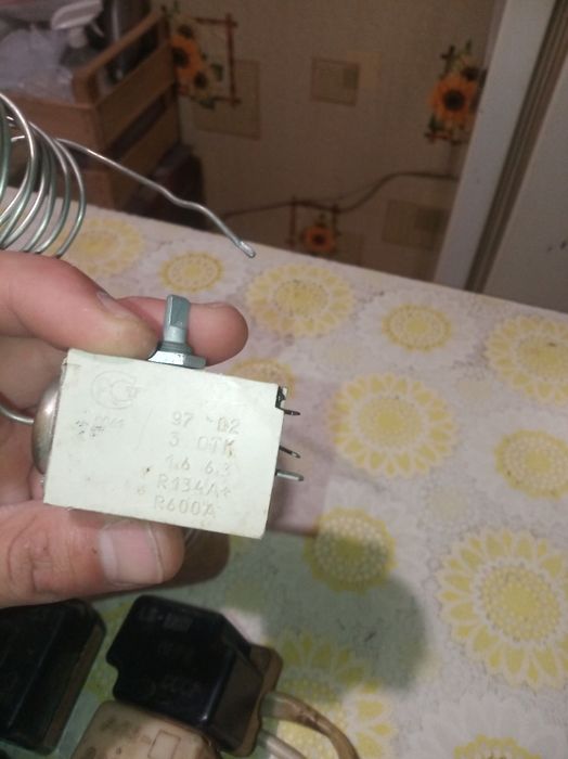 Продам комплектующие к холодильникам