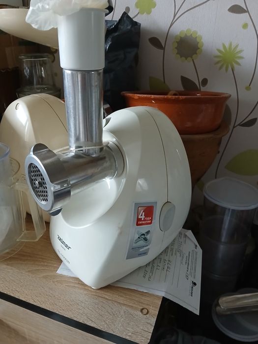 Мясорубка Зелмер (терки отдельно).