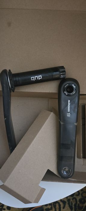 Sprzedam korby rowerowe karbonowe  Sram 1.   175mm